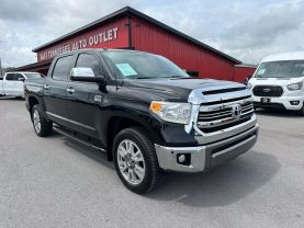 2017 TOYOTA TUNDRA CREWMAX