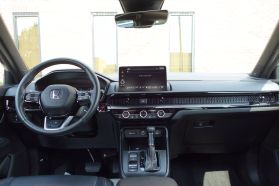 2024 HONDA CR-V HYBRID SUV 4-CYL, HYBRID, 2.0 LITER SPORT TOURING SPORT UTILITY 4D