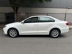 2013 VOLKSWAGEN JETTA SEDAN 5-CYL, PZEV, 2.5 LITER 2.5L SE SEDAN 4D
