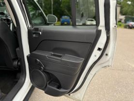 2016 JEEP COMPASS SUV 4-CYL, 2.4 LITER LATITUDE SPORT UTILITY 4D