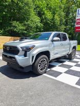 2024 TOYOTA TACOMA DOUBLE CAB