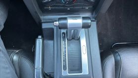 2006 Ford Mustang Gt Premium Coupe 2d - Image 17