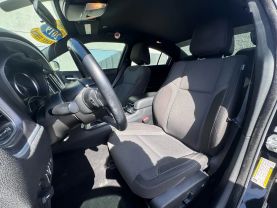 2019 DODGE CHARGER SXT SEDAN 4D