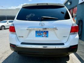 2012 TOYOTA HIGHLANDER SUV V6, 3.5 LITER SE SPORT UTILITY 4D