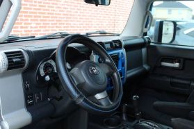 2007 TOYOTA FJ CRUISER SUV V6, 4.0 LITER SPORT UTILITY 2D
