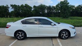 2017 HONDA ACCORD SEDAN 4-CYL, I-VTEC, 2.4 LITER LX SEDAN 4D