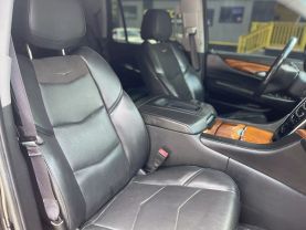 2015 Cadillac Escalade - Image 22