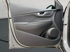 2022 HYUNDAI KONA SUV 4-CYL, 2.0 LITER SEL SPORT UTILITY 4D