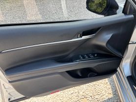 2020 TOYOTA CAMRY SEDAN 4-CYL, 2.5 LITER SE SEDAN 4D at T&T Repairables - used car dealership in Spencer, Indiana.