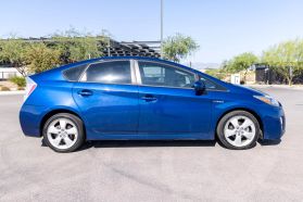 2011 TOYOTA PRIUS HATCHBACK 4-CYL, HYBRID, 1.8 LITER FIVE HATCHBACK 4D
