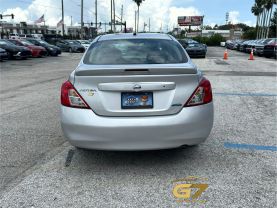 2015 Nissan Versa - Image 3