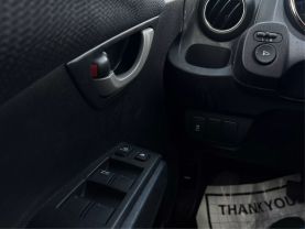 2012 HONDA FIT
