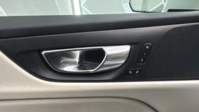 2021 VOLVO S60