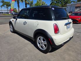 2006 MINI COOPER HATCHBACK 4-CYL, 1.6 LITER HATCHBACK 2D
