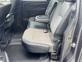 2017 NISSAN TITAN CREW CAB PICKUP V8, 5.6 LITER S PICKUP 4D 5 1/2 FT