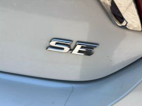 2017 TOYOTA CAMRY SEDAN 4-CYL, 2.5 LITER SE SEDAN 4D at T&T Repairables - used car dealership in Spencer, Indiana.