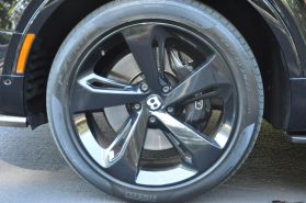 2018 BENTLEY BENTAYGA SEDAN W12, TWIN TURBO, 6.0 LITER ONYX EDITION SEDAN 4D