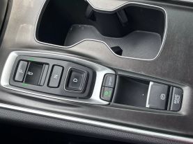2021 HONDA ACCORD SEDAN 4-CYL, VTEC, TURBO, 2.0 LITER SPORT SEDAN 4D at T&T Repairables - used car dealership in Spencer, Indiana.