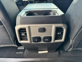 2019 FORD F250 SUPER DUTY CREW CAB PICKUP V8, TURBO DIESEL, 6.7 LITER LARIAT PICKUP 4D 6 3/4 FT
