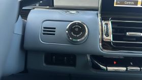 2020 Lincoln Navigator - Image 49