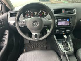 2013 VOLKSWAGEN JETTA SEDAN 5-CYL, PZEV, 2.5 LITER 2.5L SE SEDAN 4D