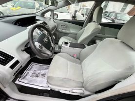 2012 TOYOTA PRIUS V