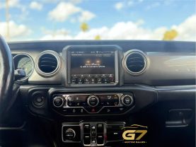 2019 Jeep Wrangler Unlimited - Image 17
