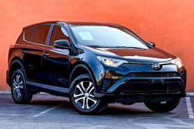 2018 TOYOTA RAV4 SUV - AUTOMATIC - Gentle Carmen Auto