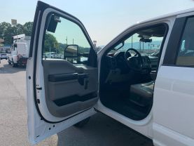 2019 FORD F250 SUPER DUTY CREW CAB 8FT KNAPHEIDE SERVICE BED TRUCK SERVICE/UTILITY TRUCKS V8, FLEX FUEL, 6.2 LITER XL PICKUP 4D 8 FT - Eddies Auto Sales