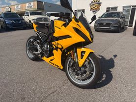 2024 SUZUKI GSX800FRQM4 GSX-8R SPORTBIKES - -