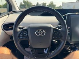 2019 TOYOTA PRIUS HATCHBACK 4-CYL, HYBRID, 1.8 LITER LIMITED HATCHBACK 4D