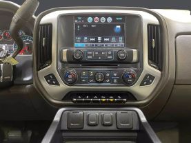 2018 GMC SIERRA 1500 CREW CAB PICKUP V8, ECOTEC3, 5.3 LITER SLT PICKUP 4D 5 3/4 FT