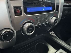 2017 TOYOTA TUNDRA CREWMAX PICKUP V8, FLEX FUEL, 5.7 LITER LIMITED PICKUP 4D 5 1/2 FT