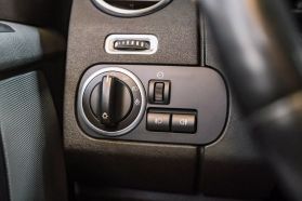 2016 Land Rover Lr4 - Image 29