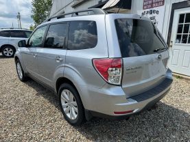 2012 SUBARU FORESTER SUV 4-CYL, PZEV, 2.5 LITER 2.5X PREMIUM SPORT UTILITY 4D