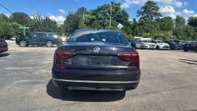 2018 Volkswagen Passat - Image 5
