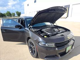 2016 Dodge Charger - Image 9