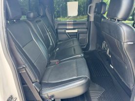 2019 FORD F250 SUPER DUTY CREW CAB PICKUP V8, TURBO DIESEL, 6.7 LITER LARIAT PICKUP 4D 6 3/4 FT