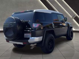 2012 TOYOTA FJ CRUISER SUV V6, 4.0 LITER SPORT UTILITY 2D