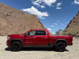 2022 GMC SIERRA 2500 HD CREW CAB PICKUP V8, 6.6 LITER DENALI PICKUP 4D 6 1/2 FT