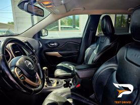 2017 JEEP CHEROKEE SUV V6, 3.2 LITER LATITUDE SPORT UTILITY 4D