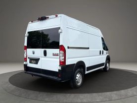 2022 Ram Promaster Cargo Van - Image 4