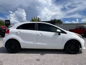 2016 KIA RIO HATCHBACK 4-CYL, 1.6 LITER EX HATCHBACK 4D