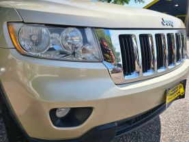 2011 JEEP GRAND CHEROKEE SUV V6, FLEX FUEL, 3.6 LITER LAREDO SPORT UTILITY 4D