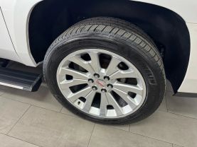 2017 GMC YUKON XL SUV V8, ECOTEC3, 6.2 LITER DENALI SPORT UTILITY 4D