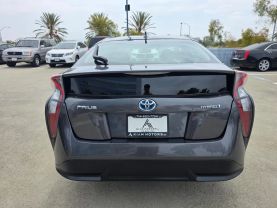2016 Toyota Prius - Image 5