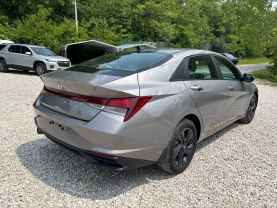 2023 HYUNDAI ELANTRA SEDAN 4-CYL, SULEV, 2.0 LITER SEL SEDAN 4D at T&T Repairables - used car dealership in Spencer, Indiana.