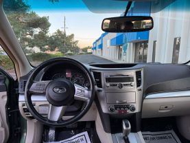 2010 SUBARU OUTBACK