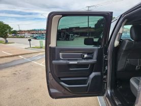 2014 RAM 1500 CREW CAB PICKUP V8, HEMI, 5.7 LITER LARAMIE LIMITED PICKUP 4D 5 1/2 FT