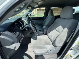 2011 TOYOTA TACOMA DOUBLE CAB PICKUP V6, 4.0 LITER PRERUNNER PICKUP 4D 5 FT
